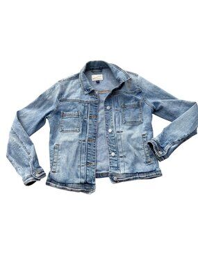 Universal Thread Womens Light Wash Denim Jacket S